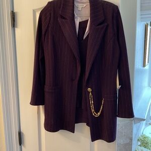 St.John 4 piece suit size 4 wine color
